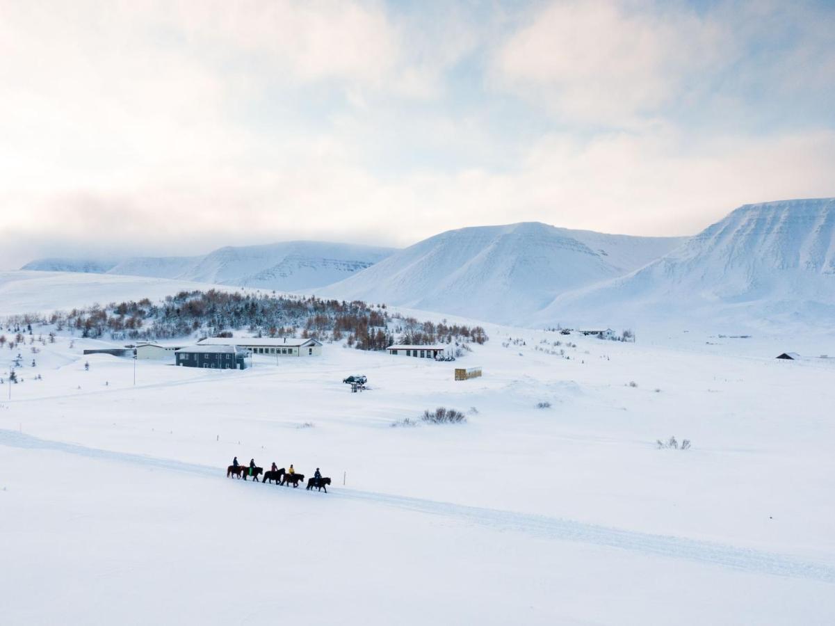 Soti Lodge Fljot Bagian luar foto